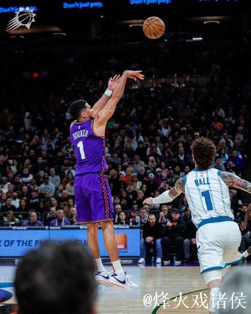 布克31分太阳克爵士回第一 开拓者擒狼止3连败
