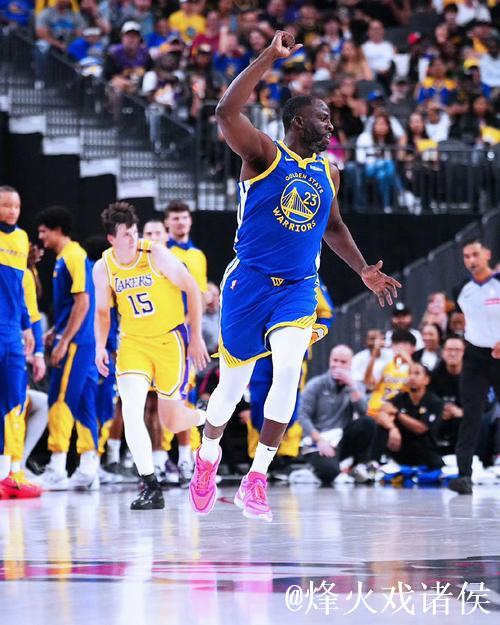 库里21分亚历山大空砍52分 勇士力克雷霆2连胜
